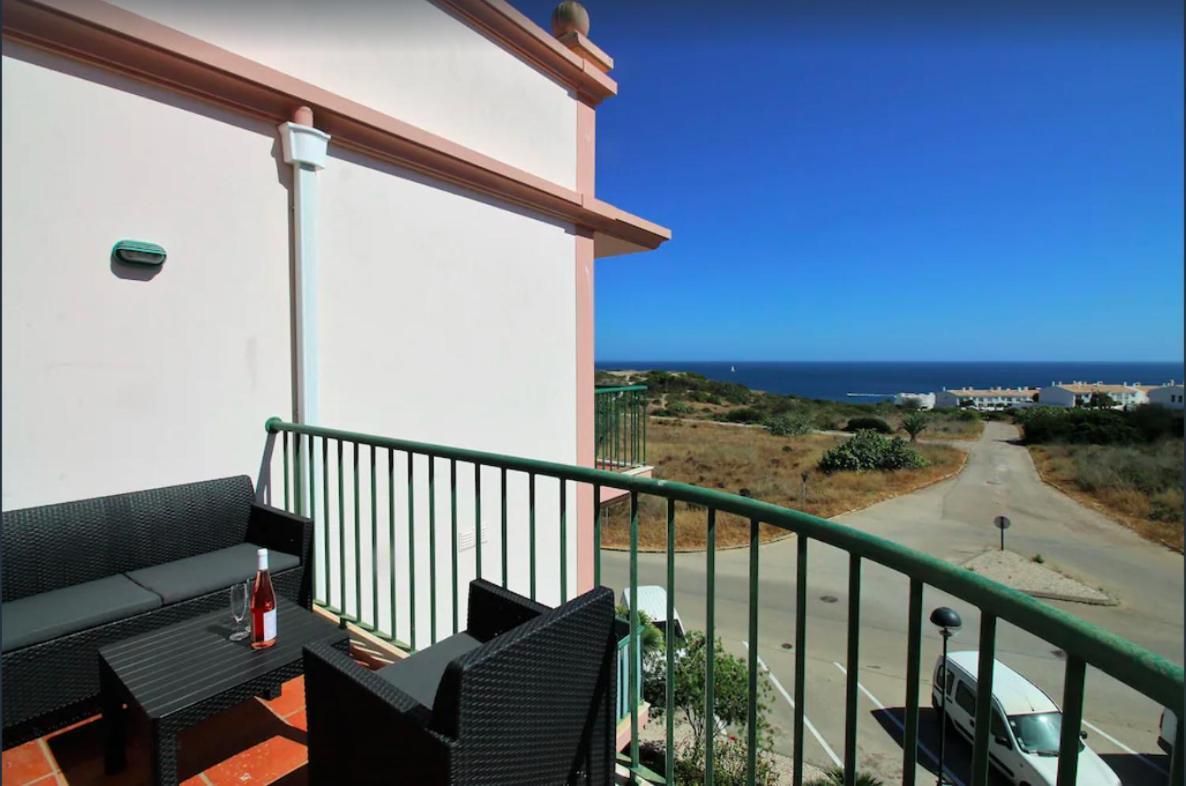 Top-Floor 2 Bedroom Holiday Home With Sea View And Pool Luz Exterior foto