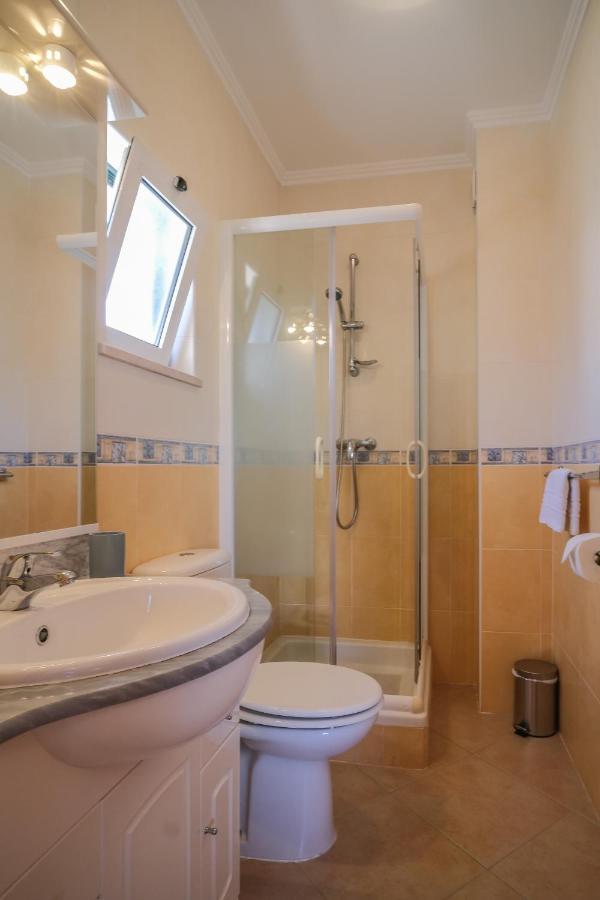 Top-Floor 2 Bedroom Holiday Home With Sea View And Pool Luz Exterior foto